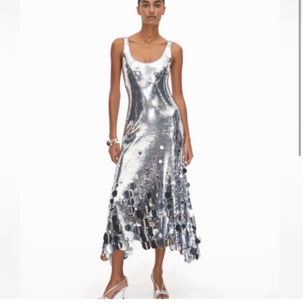 Paco Rabanne H&M Sequined Flared-Skirt Dress
Silver - size XXS - New With Tags